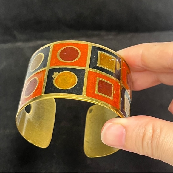 vintage brass cuff bracelet eameled 60s 70 pop design 1.5 inch thick orange red - Picture 10 of 12